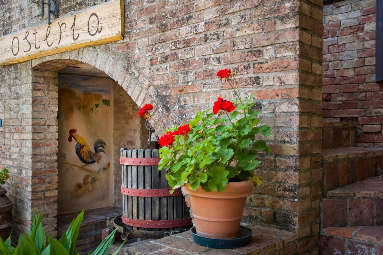 Albergo Ristorante Da Vestro Monticiano Exteriör bild