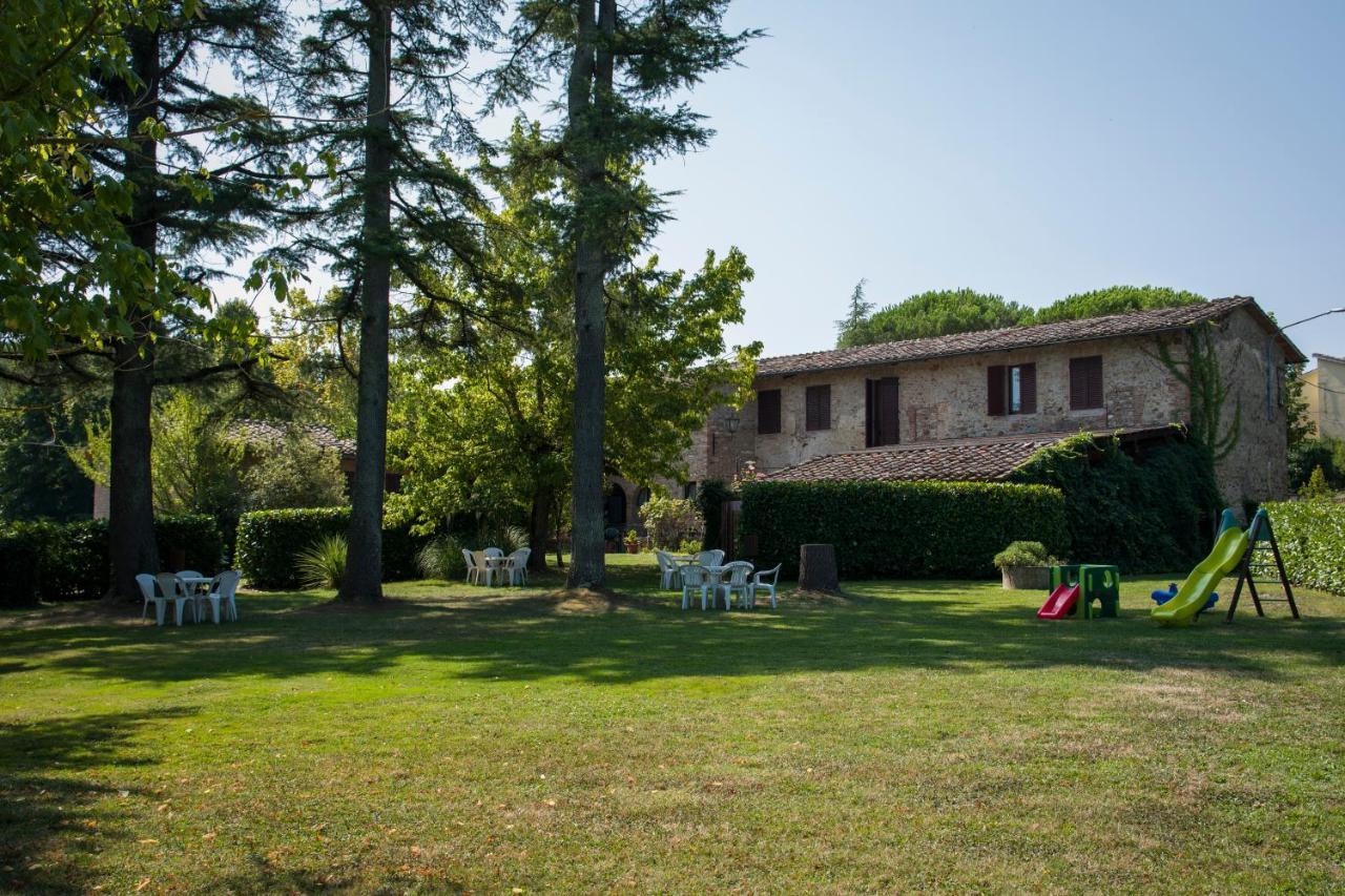 Albergo Ristorante Da Vestro Monticiano Exteriör bild
