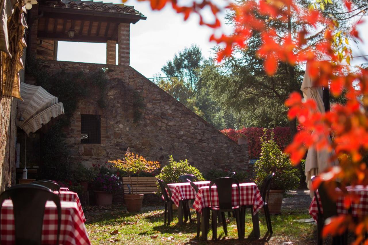 Albergo Ristorante Da Vestro Monticiano Exteriör bild