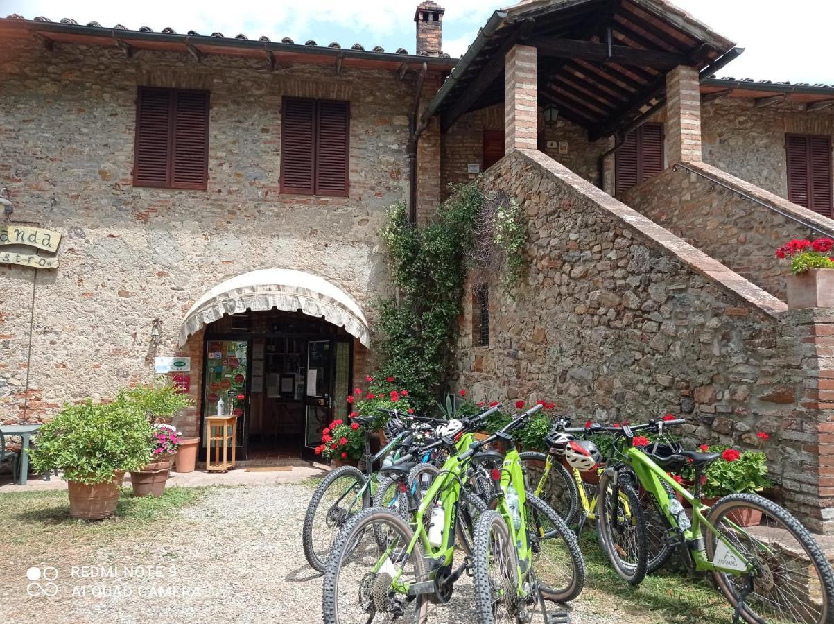 Albergo Ristorante Da Vestro Monticiano Exteriör bild