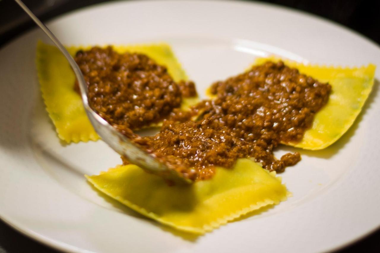 Albergo Ristorante Da Vestro Monticiano Exteriör bild