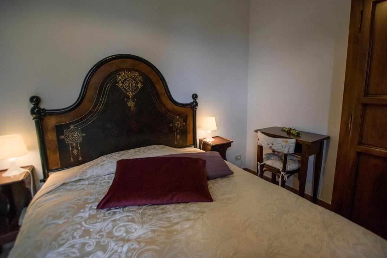 Albergo Ristorante Da Vestro Monticiano Exteriör bild